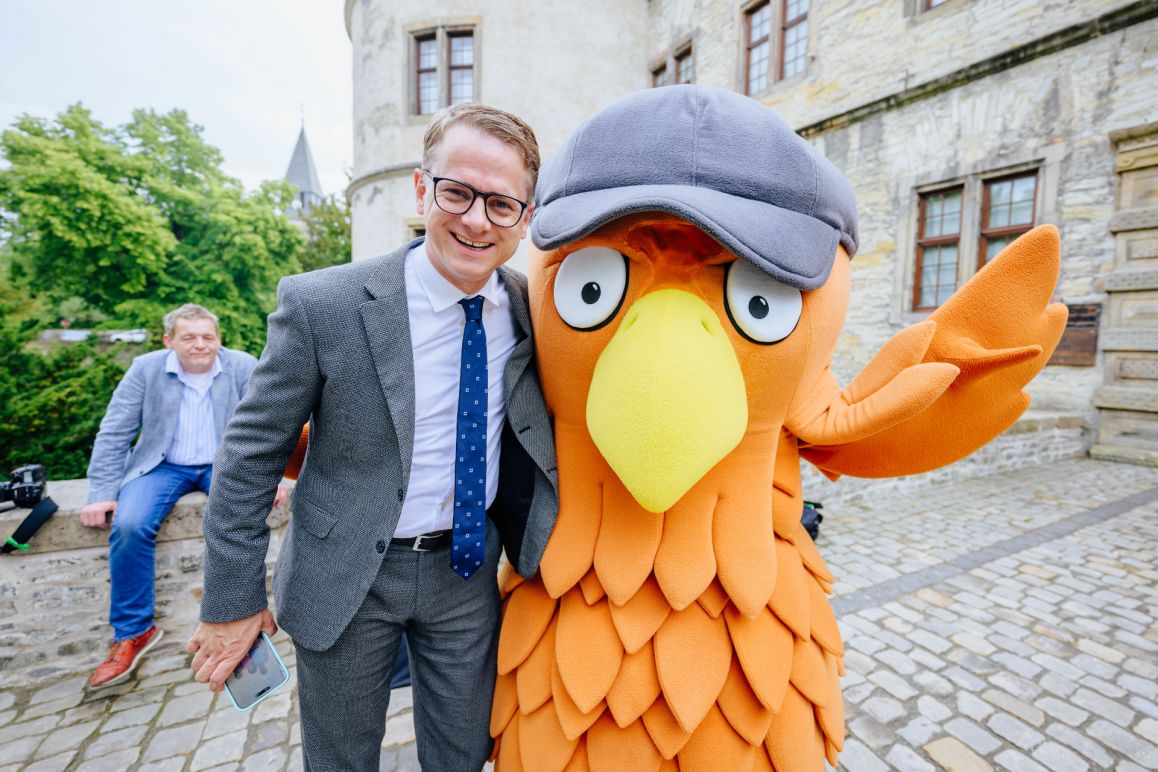 CDU Generalsekretär Carsten Linnemann mit Falko